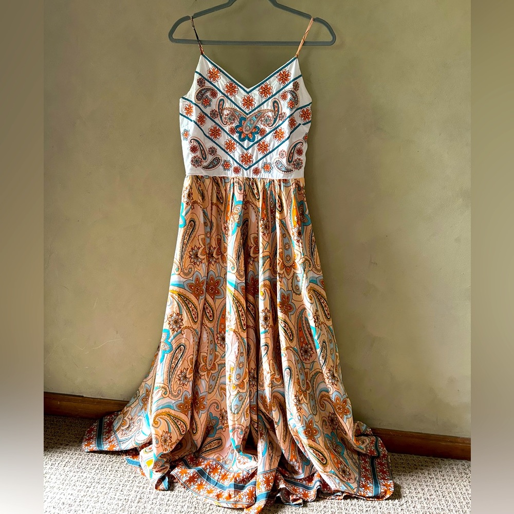 Paisley (tan/peach/teal) maxi Moon Orchid dress size M women’s.